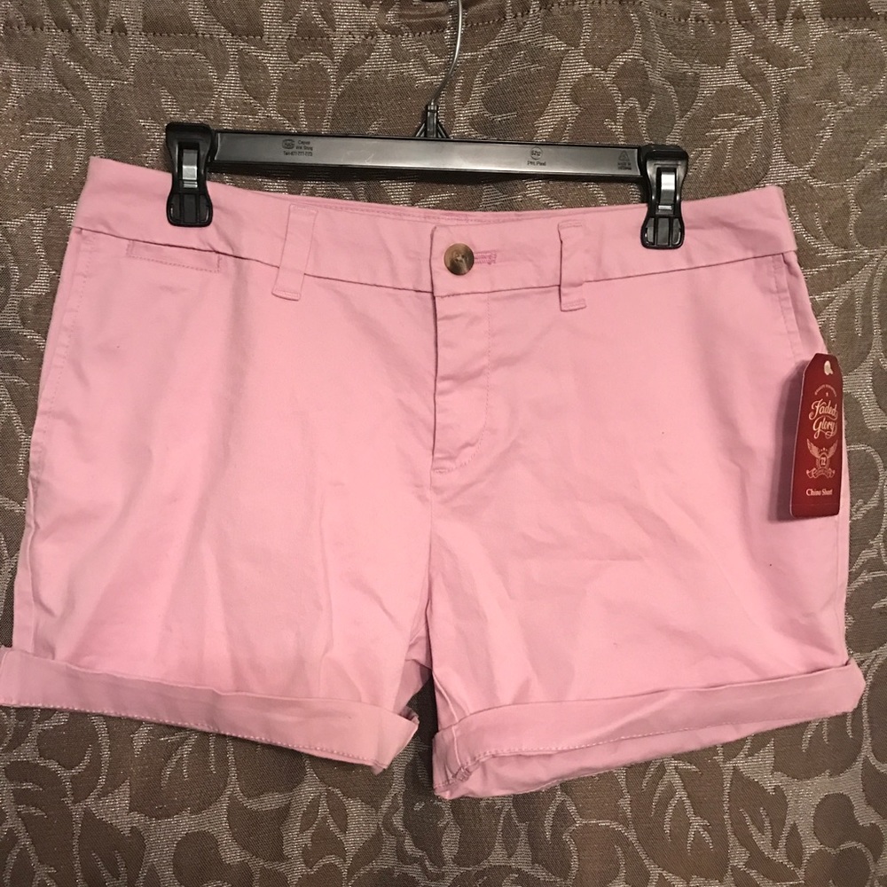 🌴Cute khaki Shorts🌼