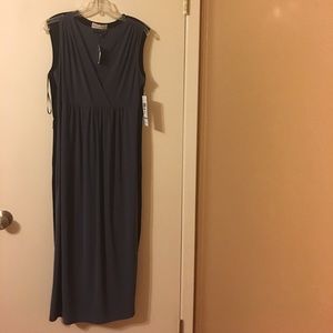 Sleeveless long casual dress