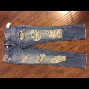 **NEW** Ripped Jeans