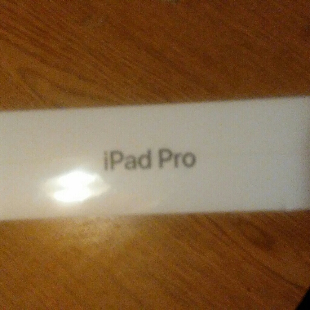 Ipad pro 10.5.  256gb. Nib