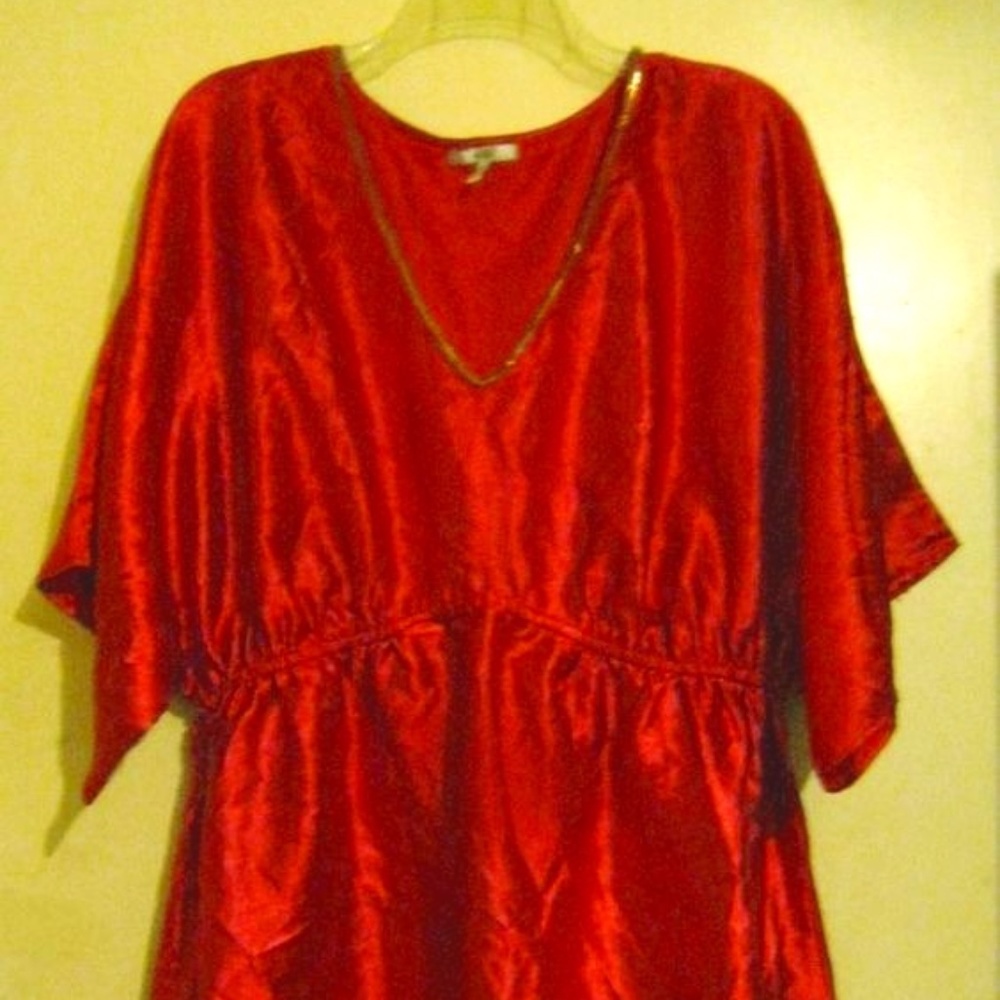 Red Satin V-Neck Stretch Waist Kimono Tunic Top 16