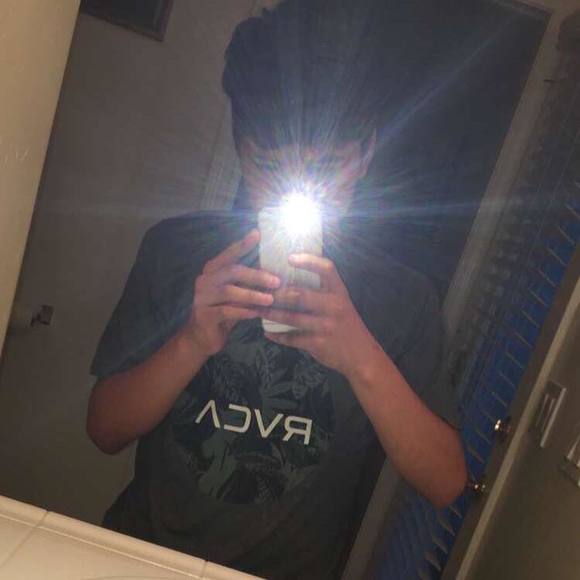 Meet your Posher, Andrew - Picture 1 of 1