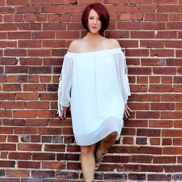 Meet your Posher, Christey - Picture 2 of 16