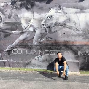 Meet your Posher, Moises