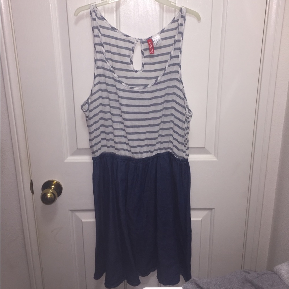 STRIPPED KNEE HIGH DRESS