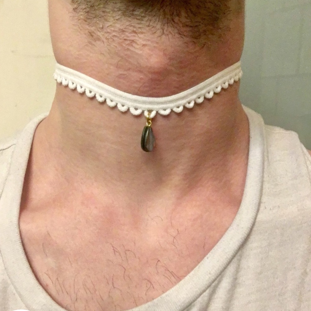 Vanessa Mooney Stretch Lace Pendant Choker