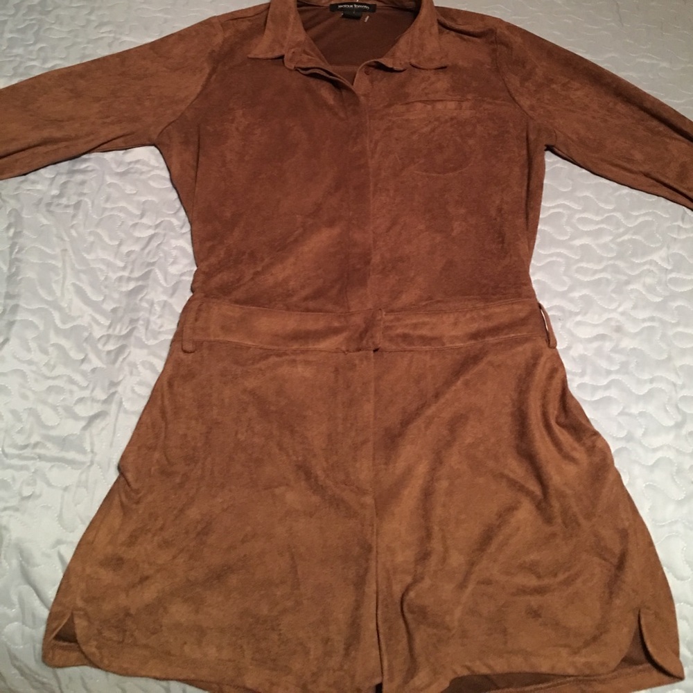 Short jumpsuit