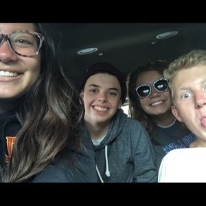 Meet your Posher, Colby