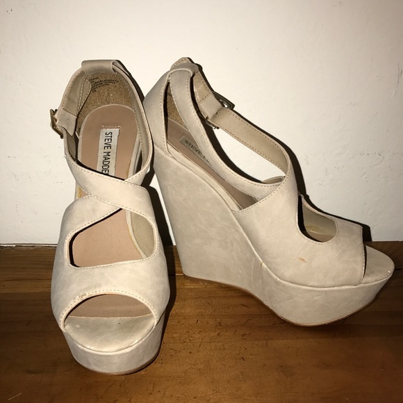 Steve Madden Xternal Wedges in Bone Size 7.5 - Picture 3 of 4
