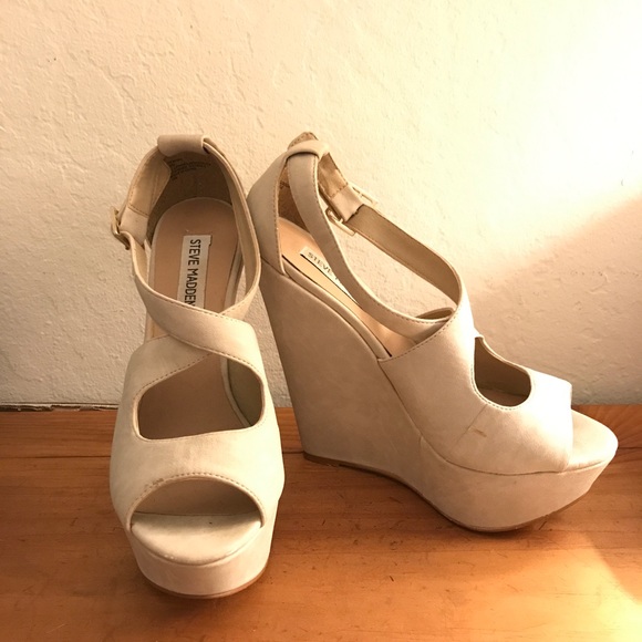 Steve Madden Xternal Wedges in Bone Size 7.5 - Picture 4 of 4