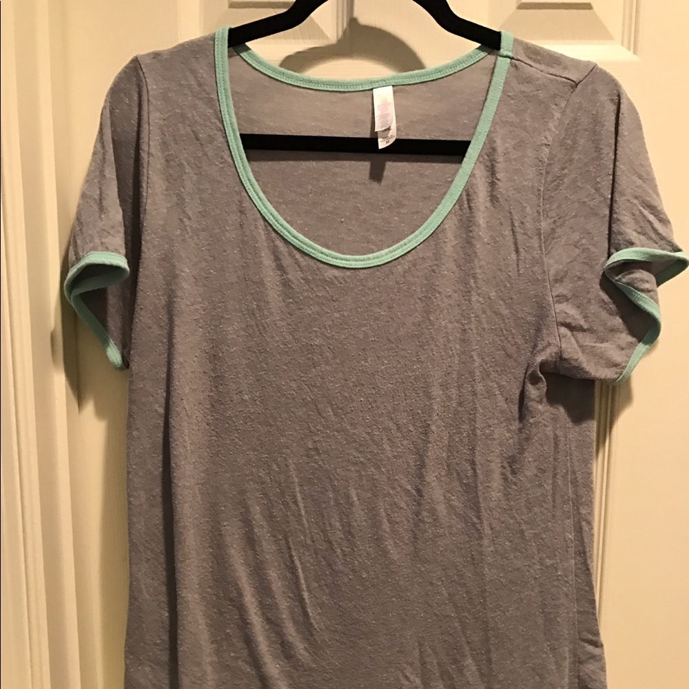 LuLaRoe Classic T