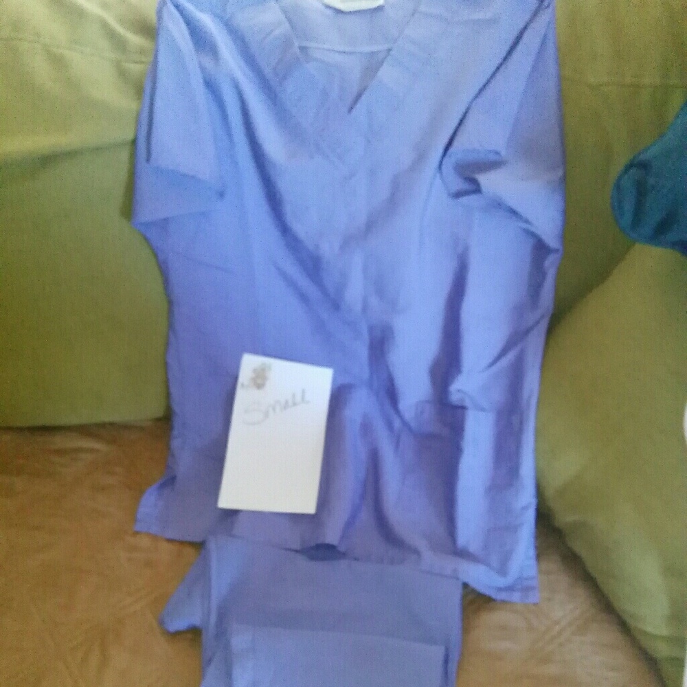 5 sets of Scrubs