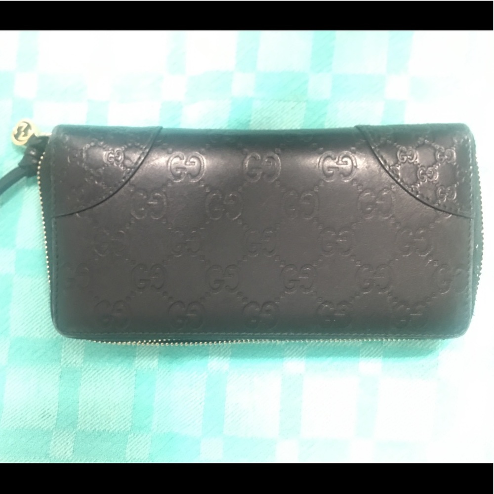 Black Guccisima wallet