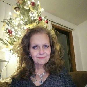 Meet your Posher, Leanne