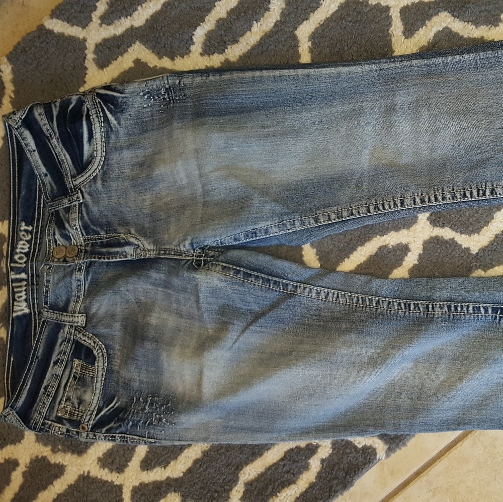 Wallflower Curvy Jeans