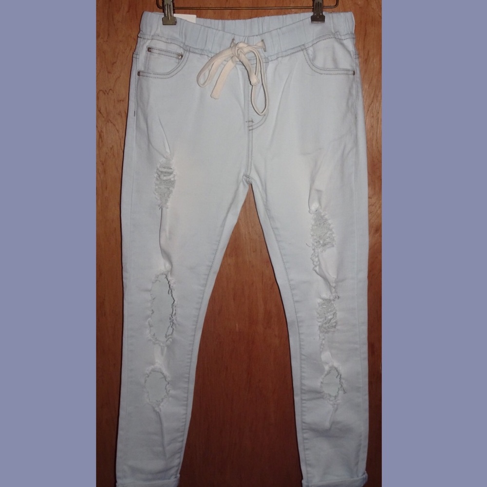 Fashion Nova Distressed Denim Ripped Jeans