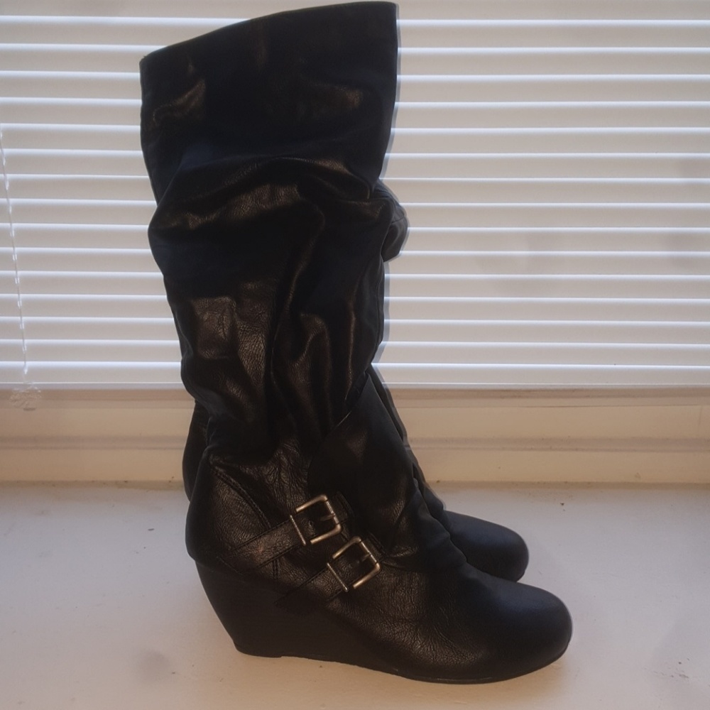 Blowfish wedge boots. NWOB