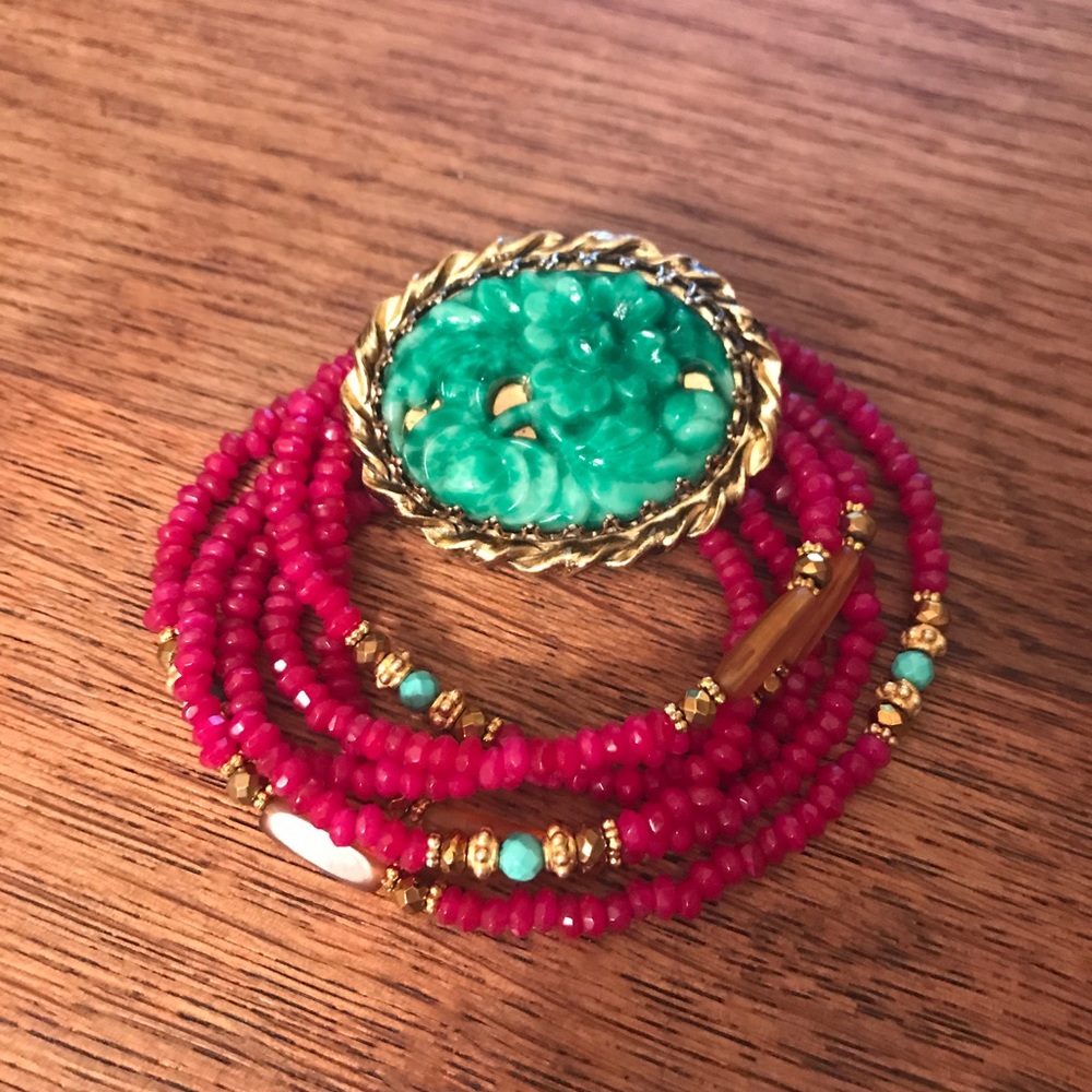 Carved jade brooch/pendant with long necklace