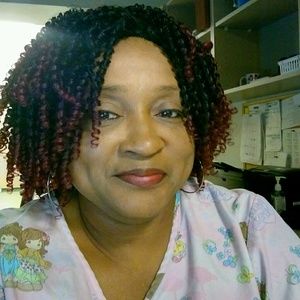 Meet your Posher, Angela