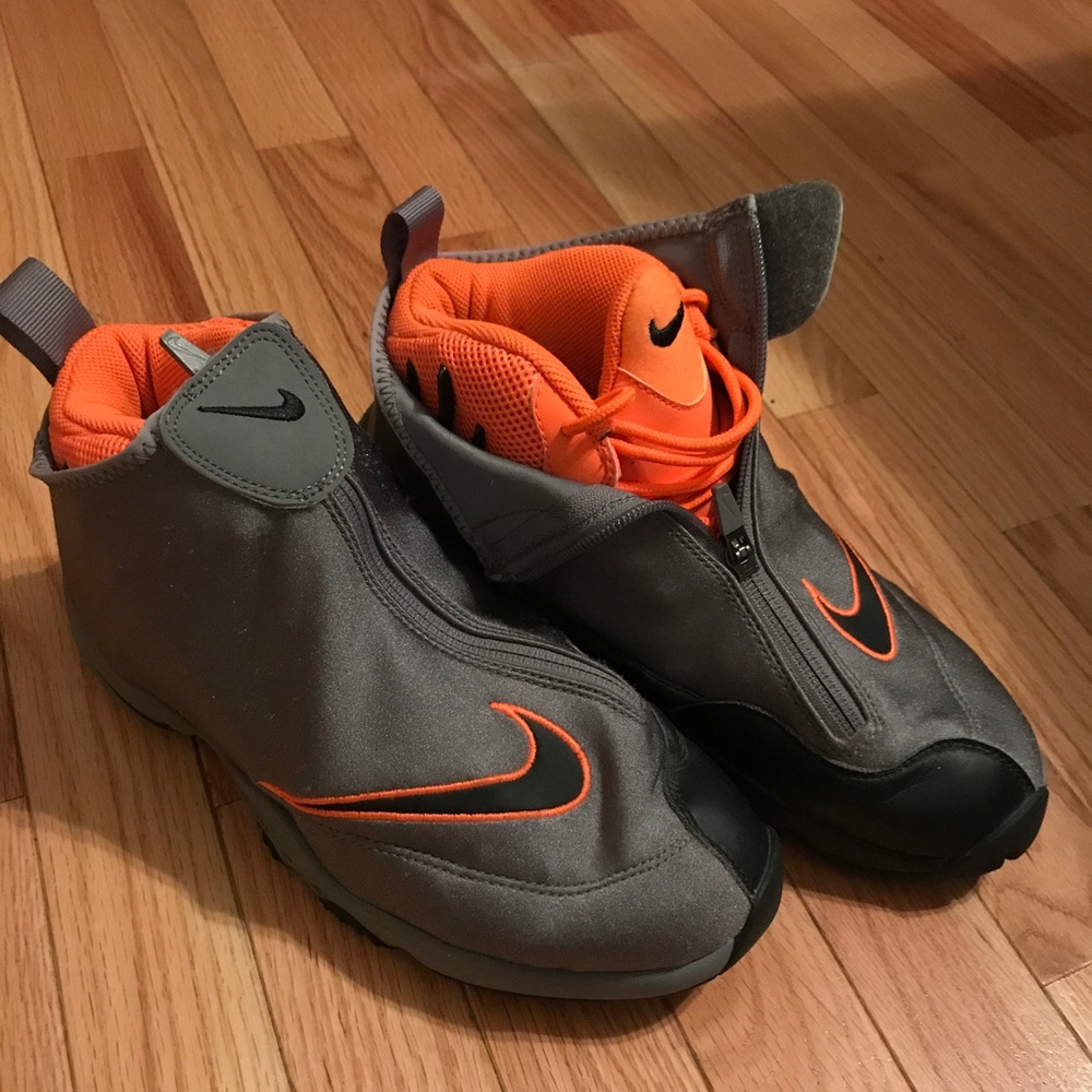 Nike Gloves