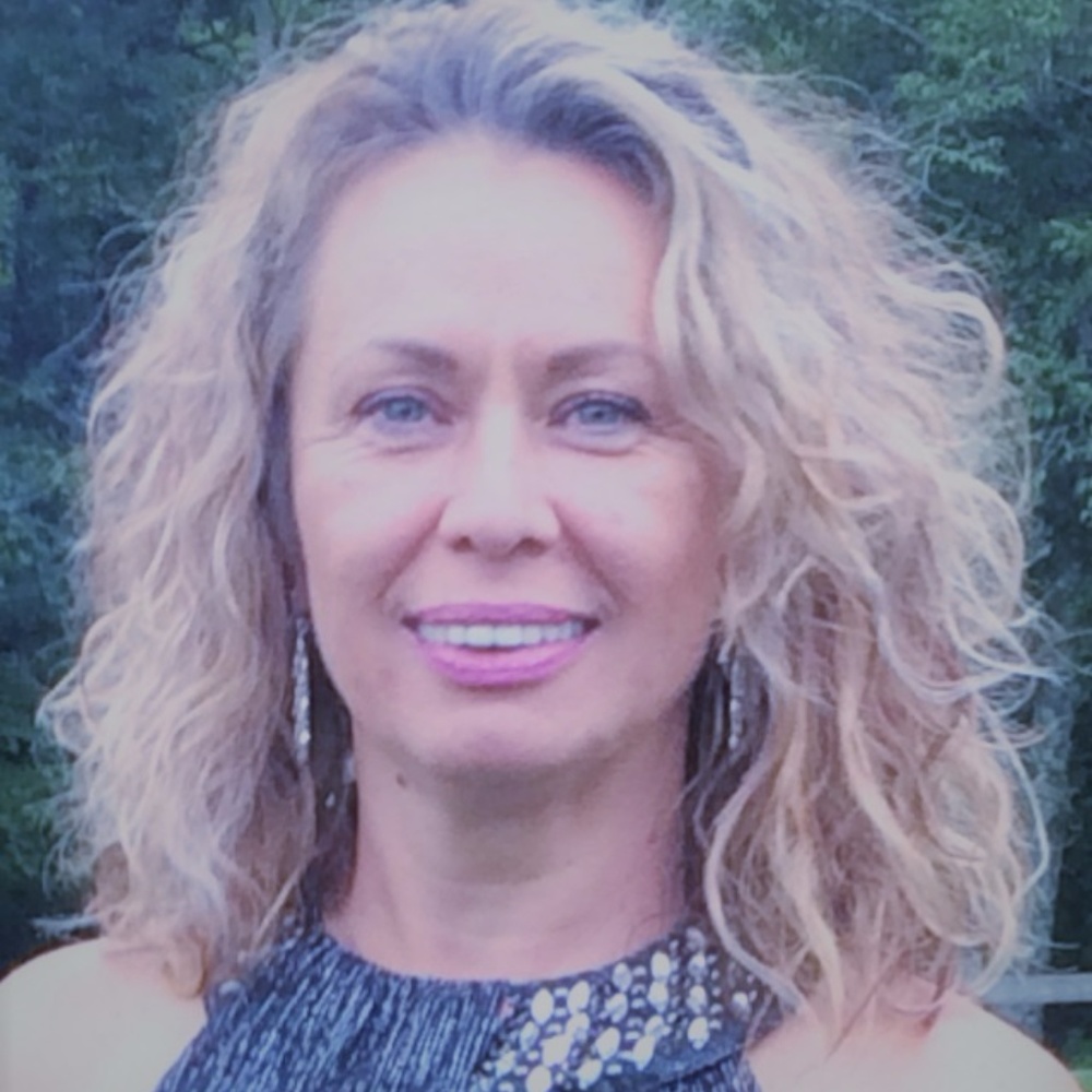 Meet your Posher, Cristina