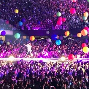 Meet your Posher, Liz