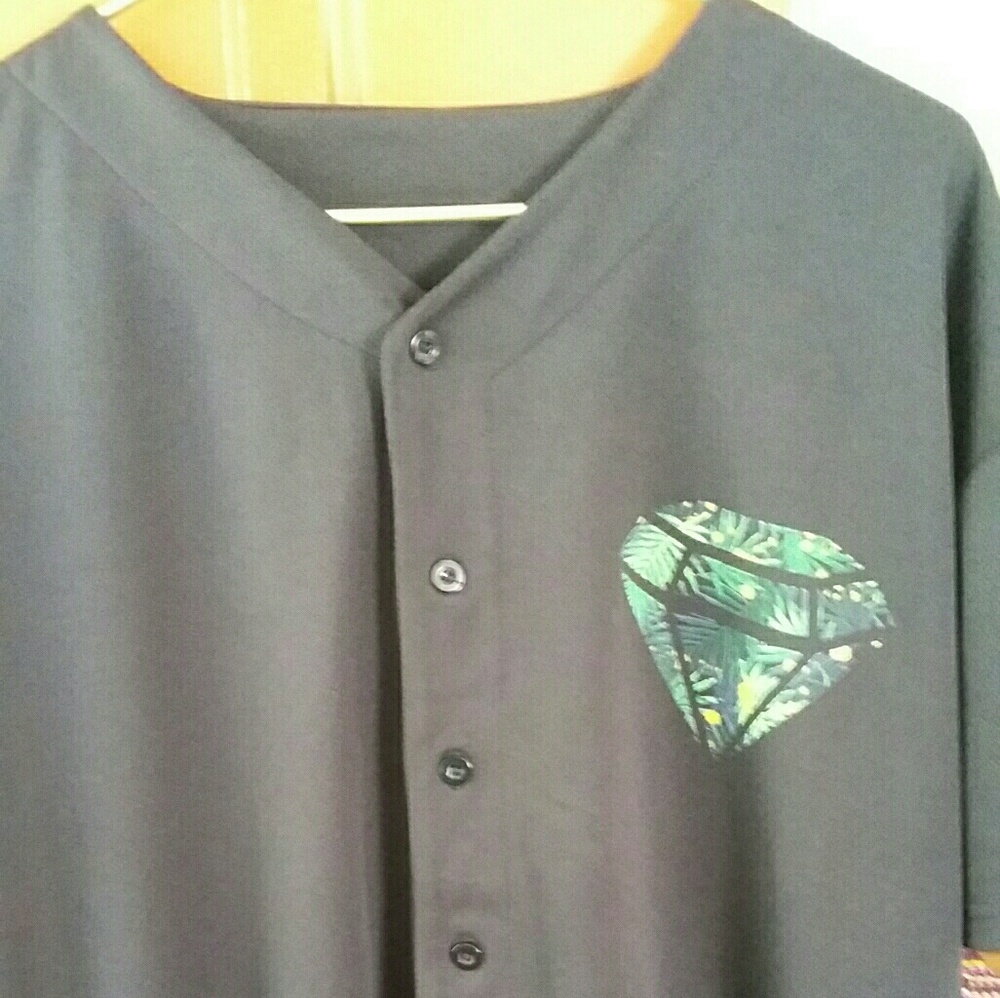 Mens athletic jersey