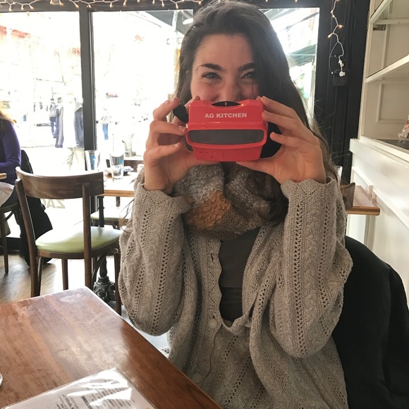 Meet your Posher, Gabrielle - Picture 3 of 3