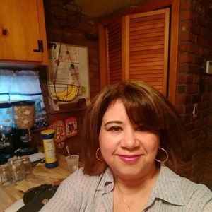 Meet your Posher, Sandra