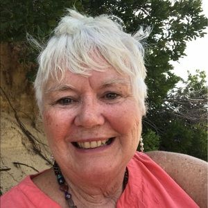 Meet your Posher, Robyn