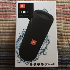 JBL Flip3 portable Bluetooth speaker
