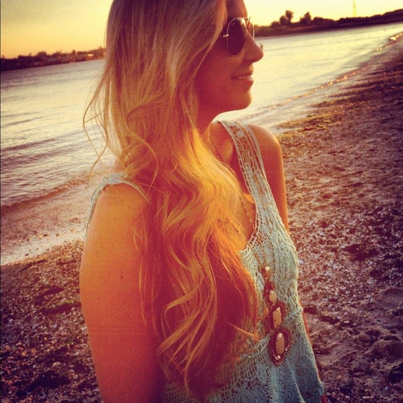 Meet your posher, Brittany π¦ - Picture 2 of 4