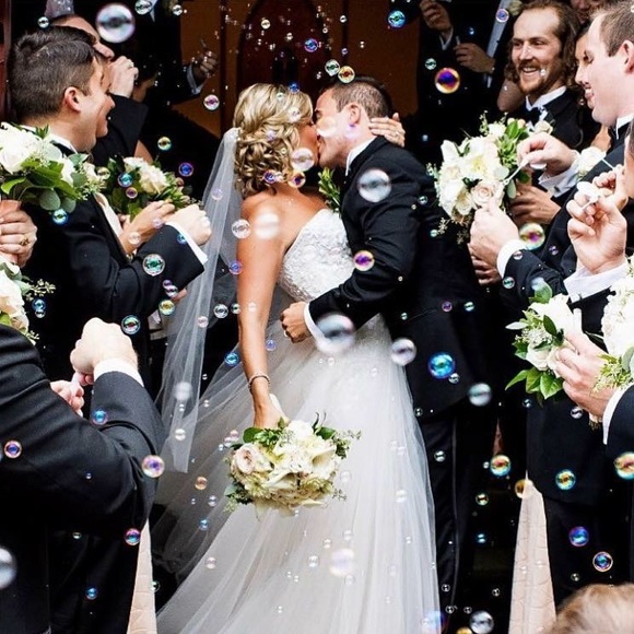 Meet your posher, Brittany π¦ - Picture 4 of 4