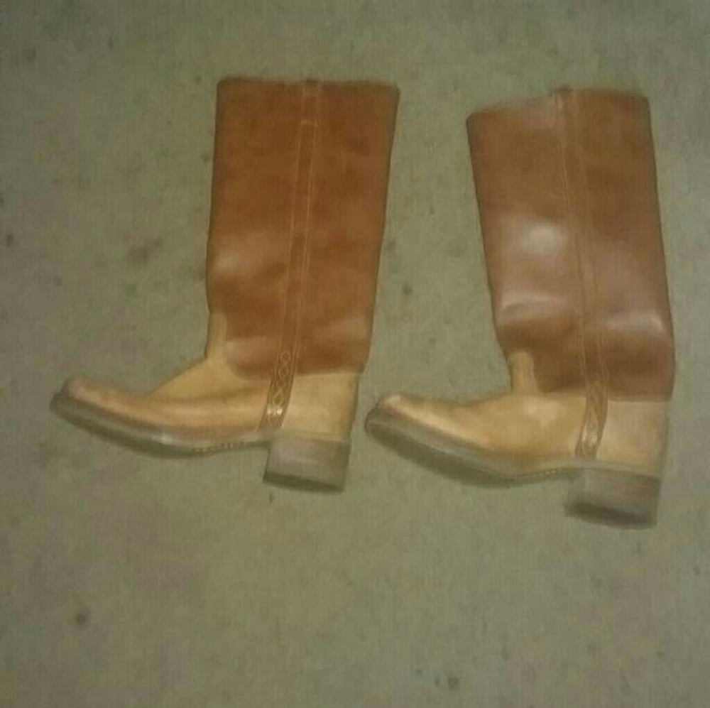 70s designer leather boots not sure on size - Picture 2 of 2