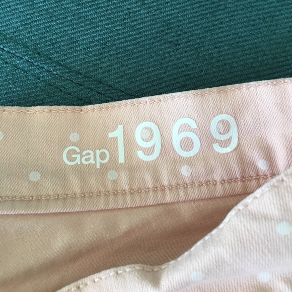 GAP Jeans - Gap size 31 legging jeans GAP Jeans - Gap size 31 legging jeans