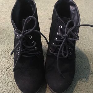 Women's ankle high heel booty