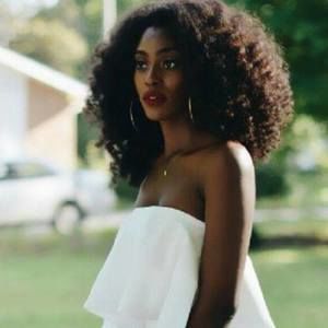 Meet your Posher, Bethany