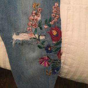 Zara Embroidered Jeans