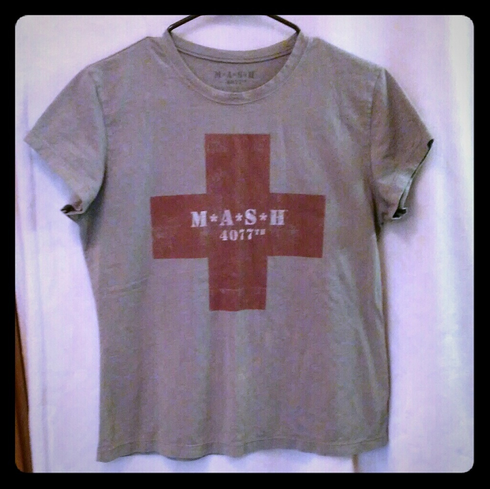 XL vintage-style M*A*S*H tshirt