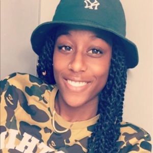 Meet your Posher, Tavia