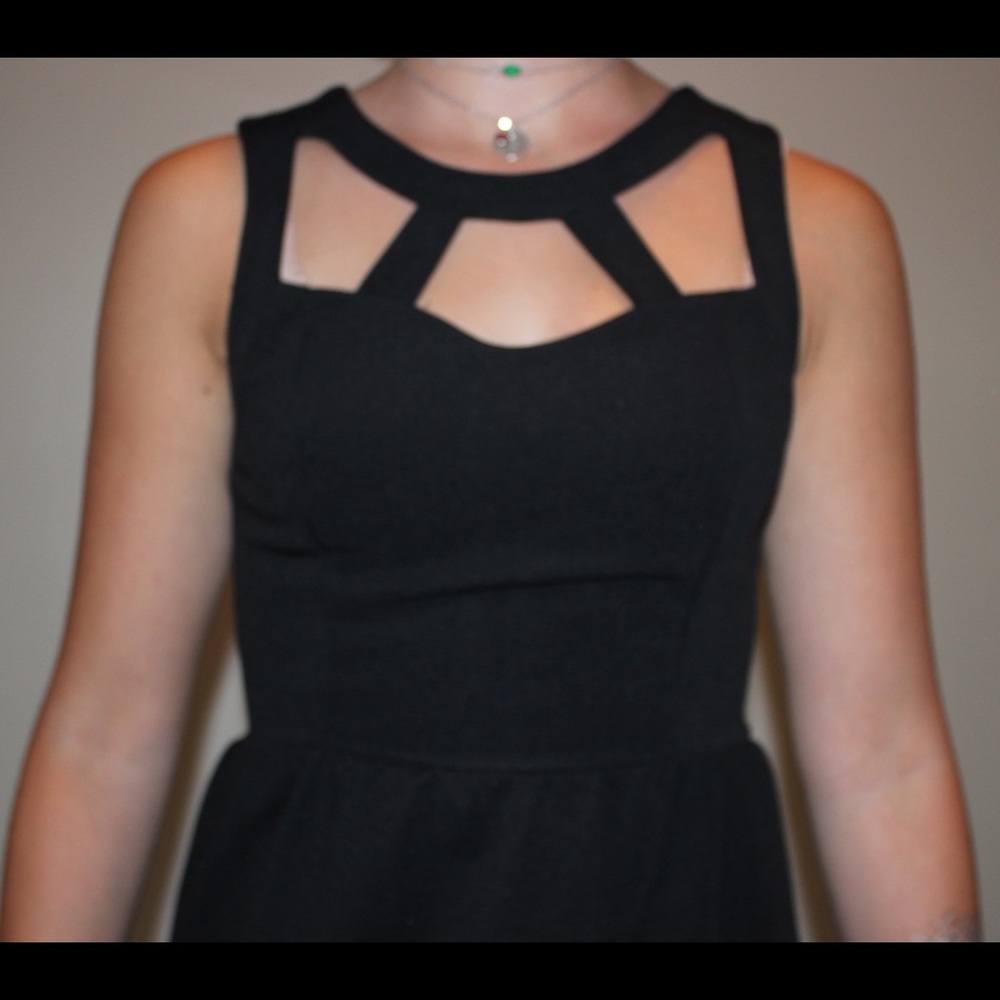 BLACK CUTOUT SKATER DRESS