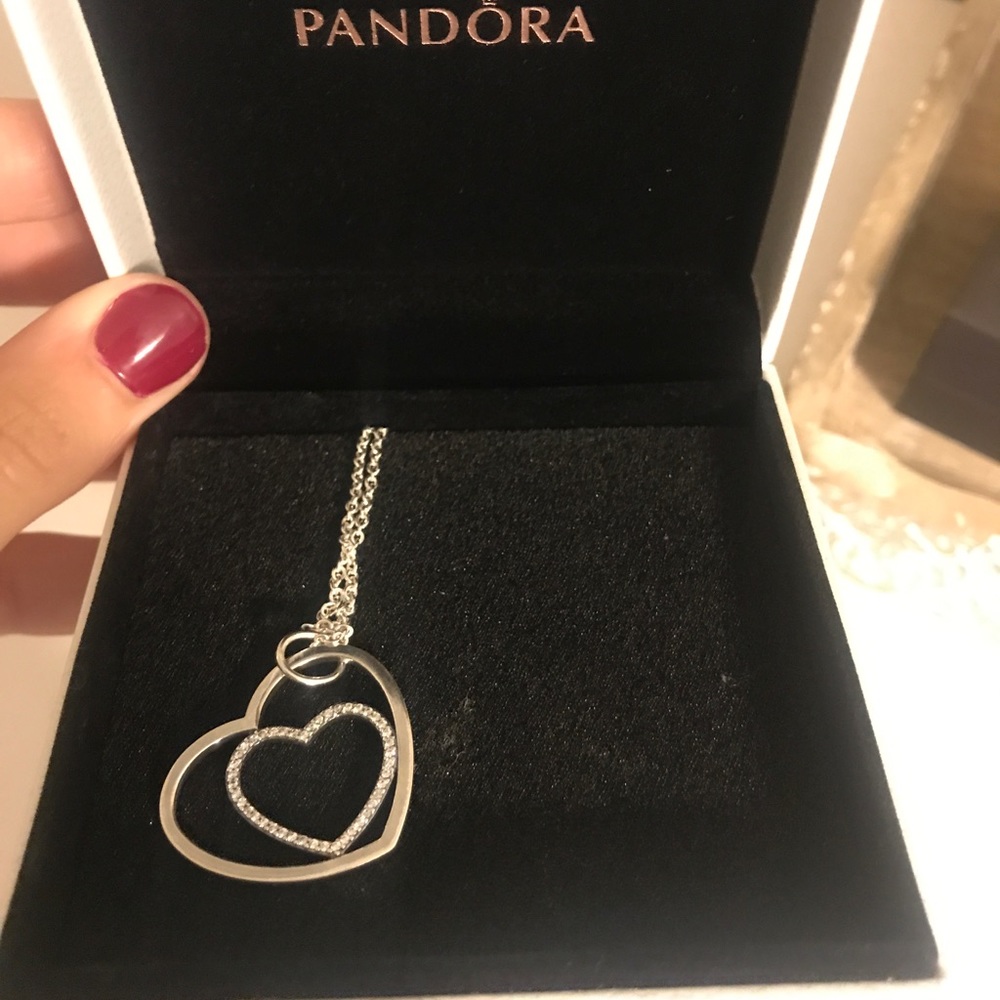 Heart to heart pendant necklace