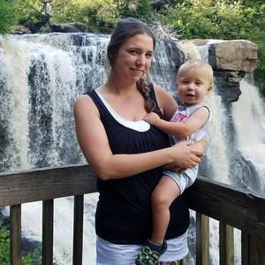 Meet your Posher, Victoria