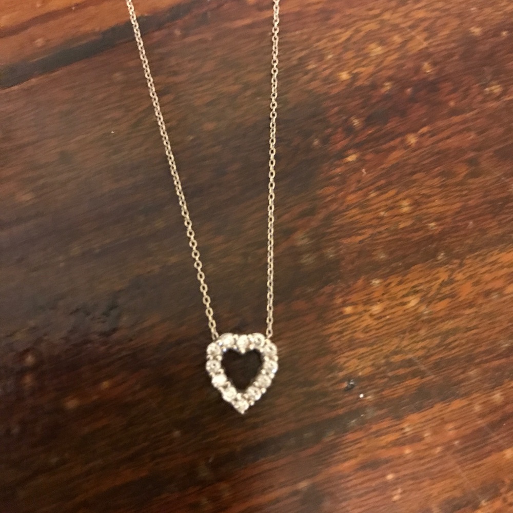 Authentic Roberto Coin Diamond heart necklace