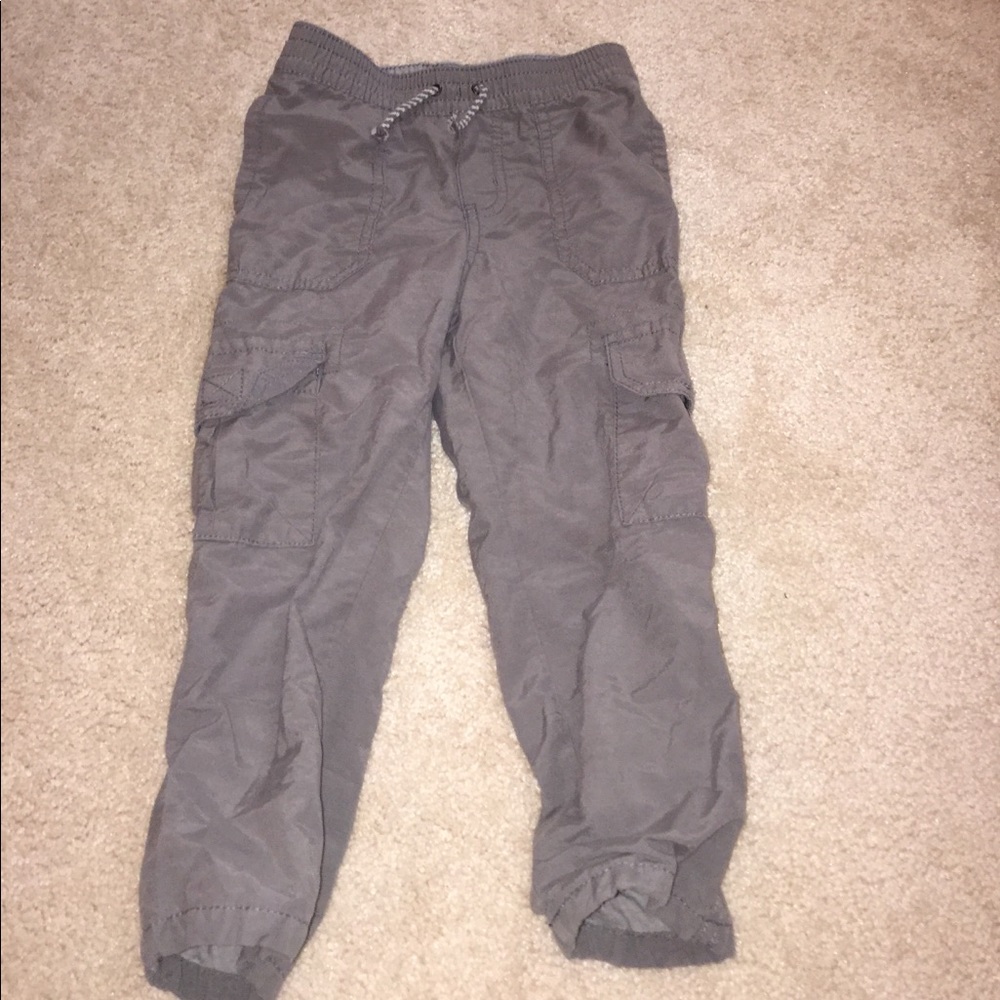 3T grey pants
