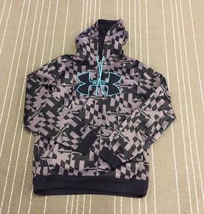 Under Armour Men's M Sweater