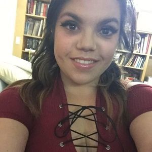 Meet your Posher, Anissa