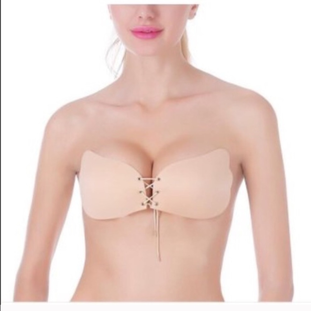Nude sticky bra