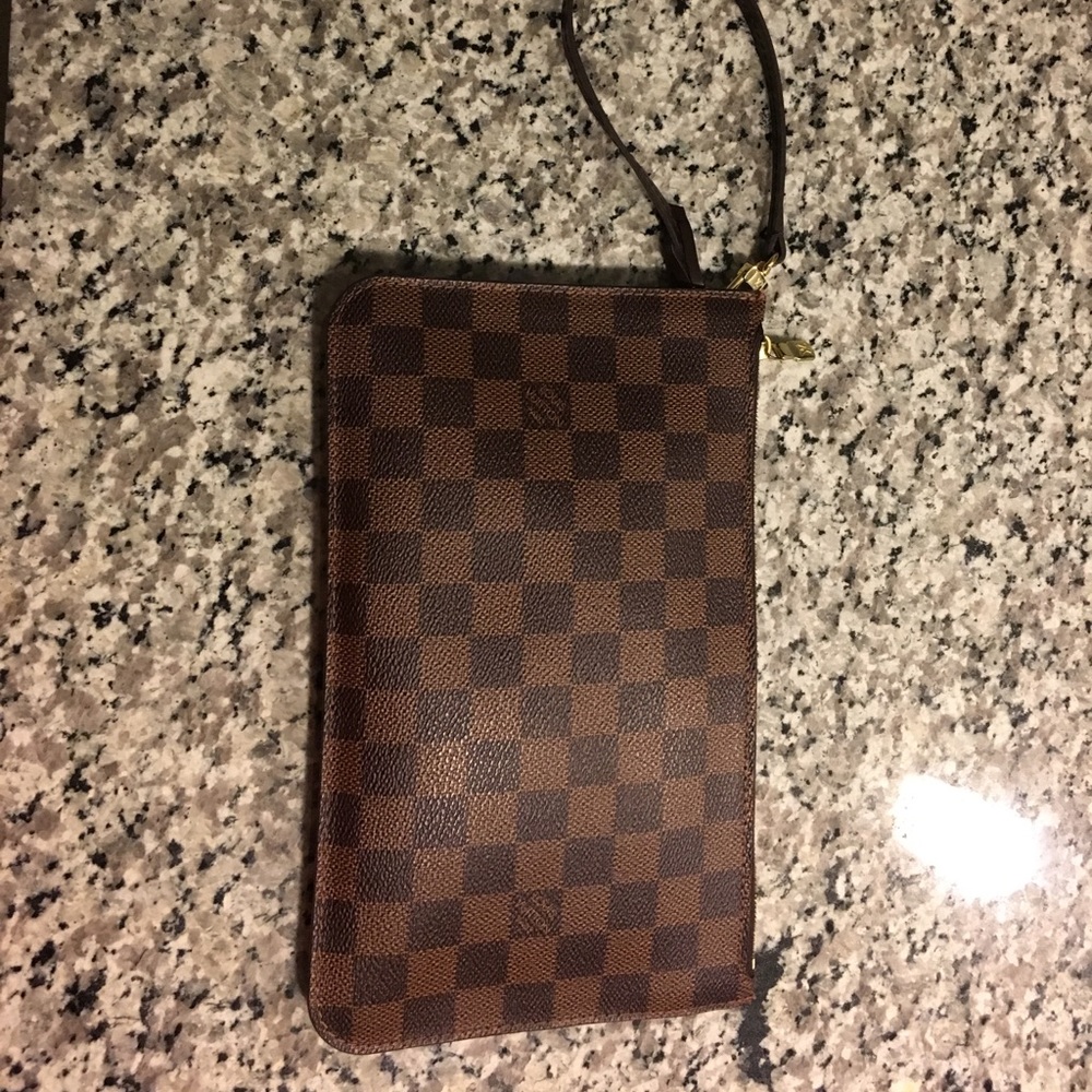 LV Neverfull purse with clutch
