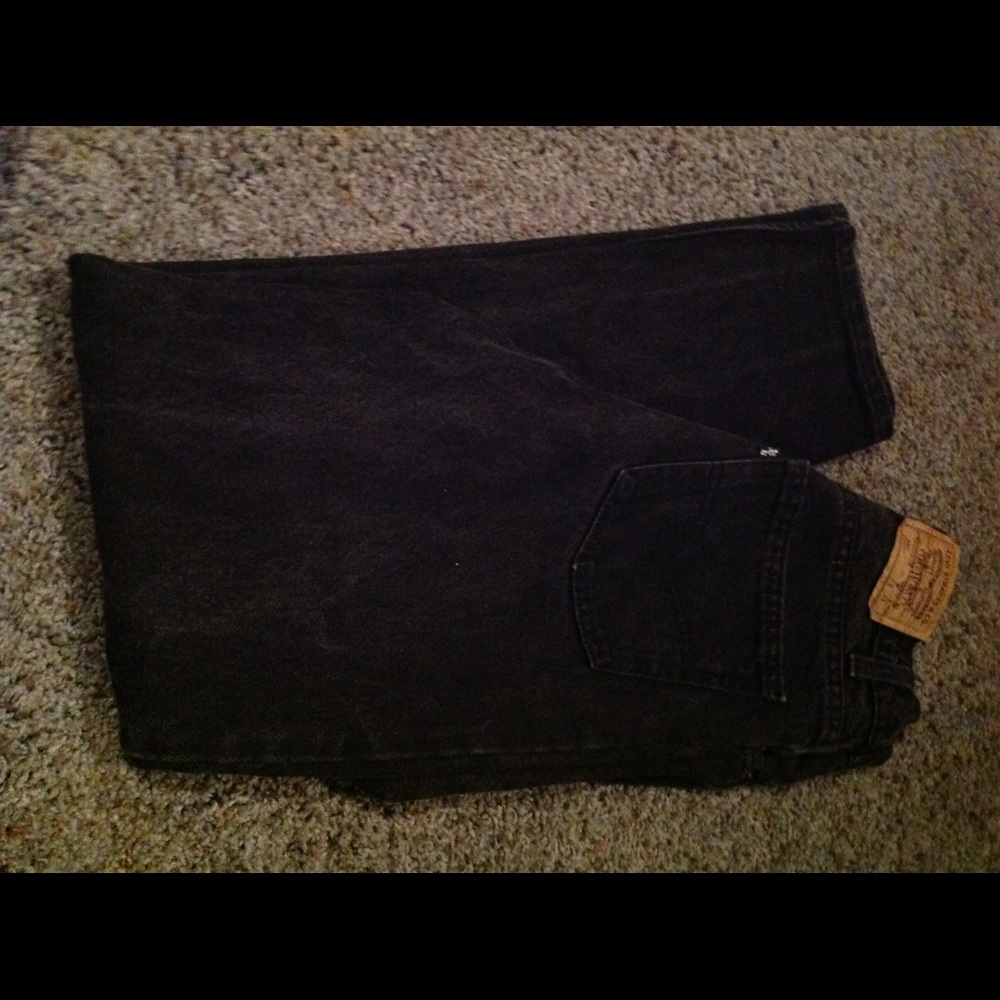 550 Levi's straight leg jeans